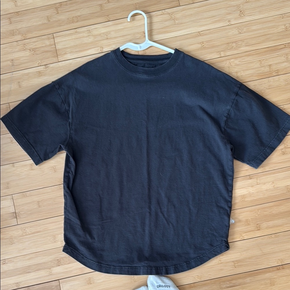 Plain boxy Black Men's T-Shirt standard cloth